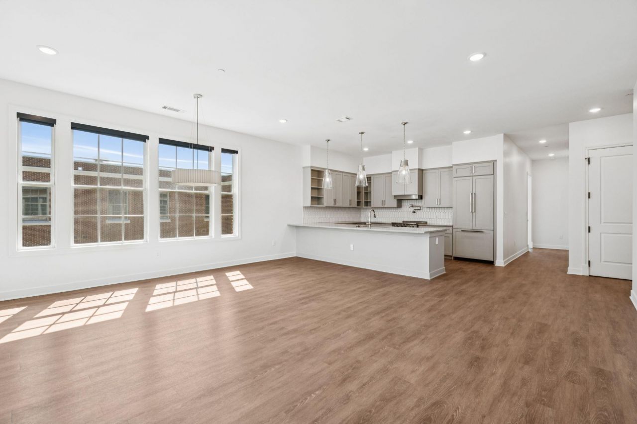 1 Barre Street Photo 11