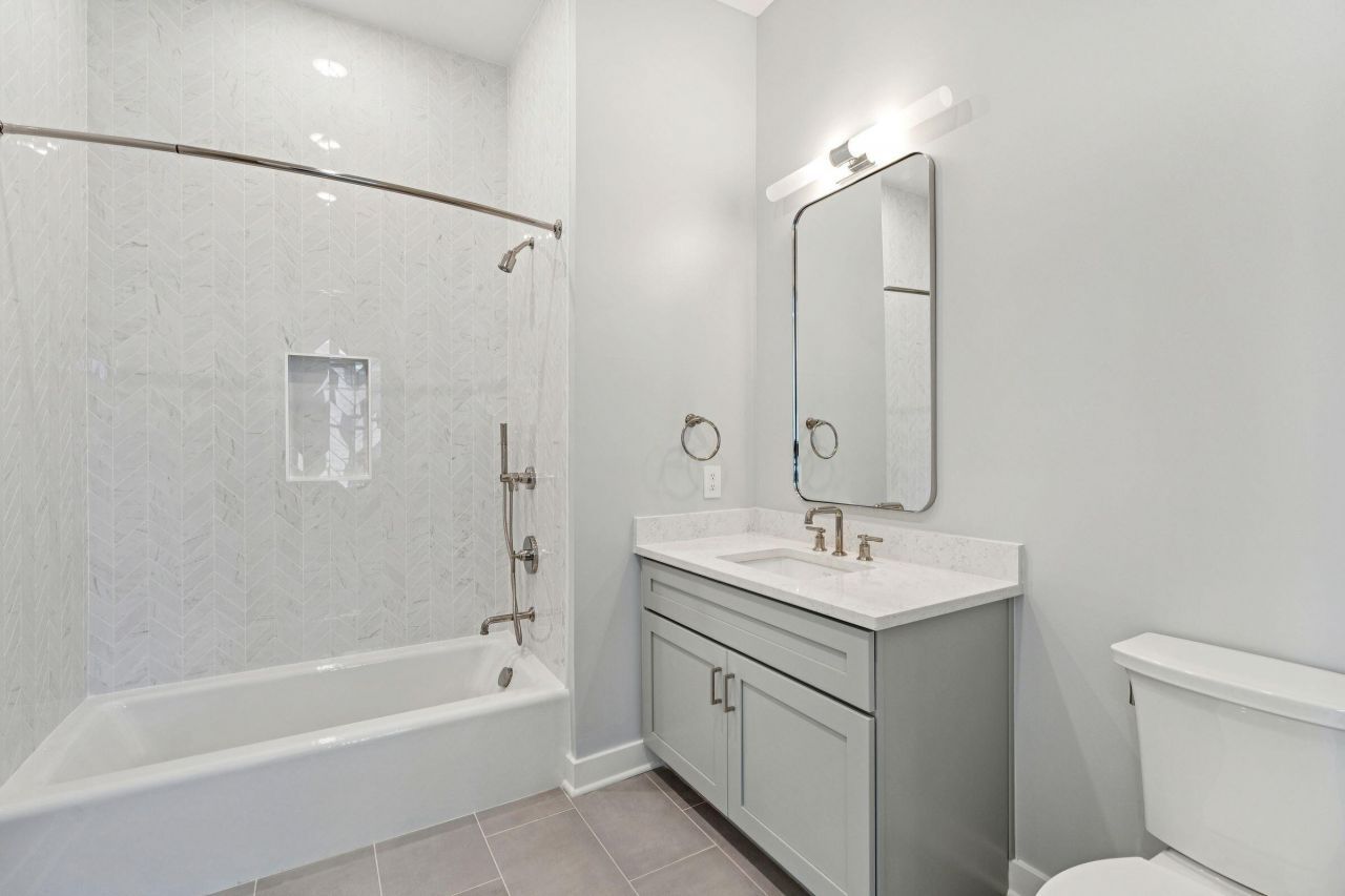 1 Barre Street Photo 15