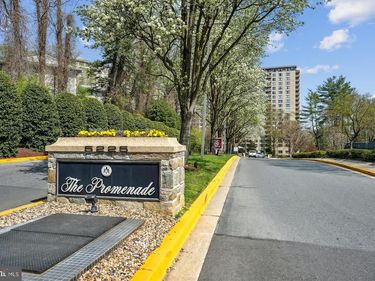 5225 POOKS HILL ROAD, Unit 417N, BETHESDA, MD 20814