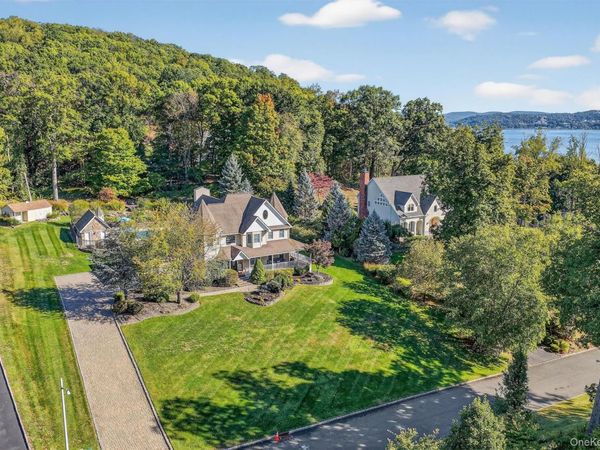 6 Katavolos Drive, Tomkins Cove, NY 10986