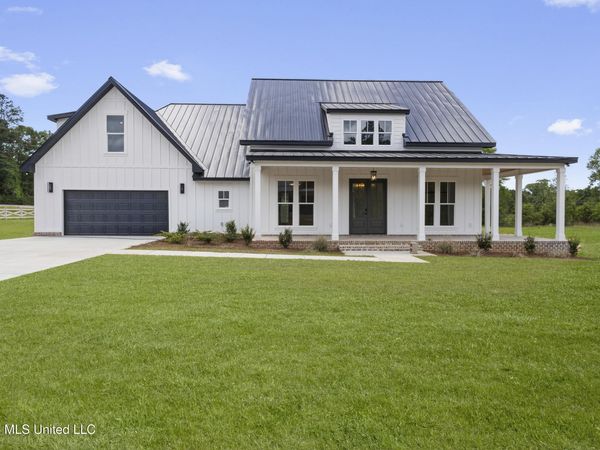 4180 Longleaf Place, Saucier, MS 39574