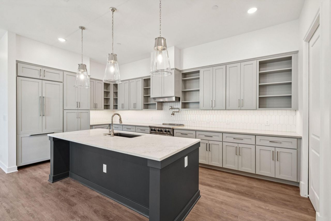 1 Barre Street Photo 13