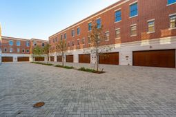 1 Barre Street photo 4