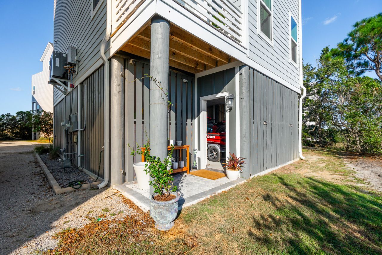 1109 Studdingsail Lane Photo 37