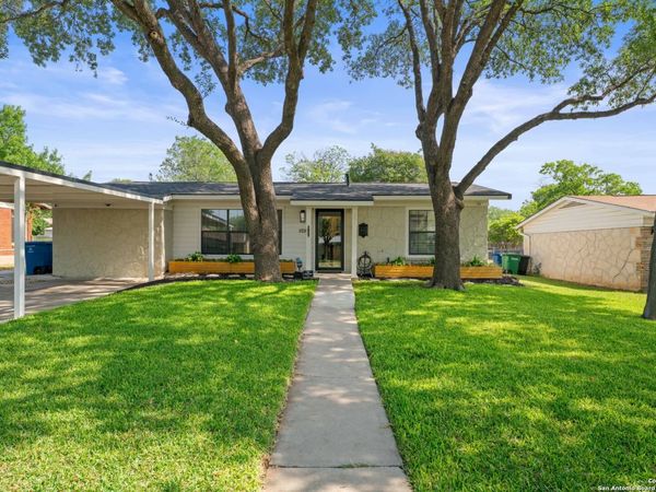 351 Barbara, San Antonio, TX 78216