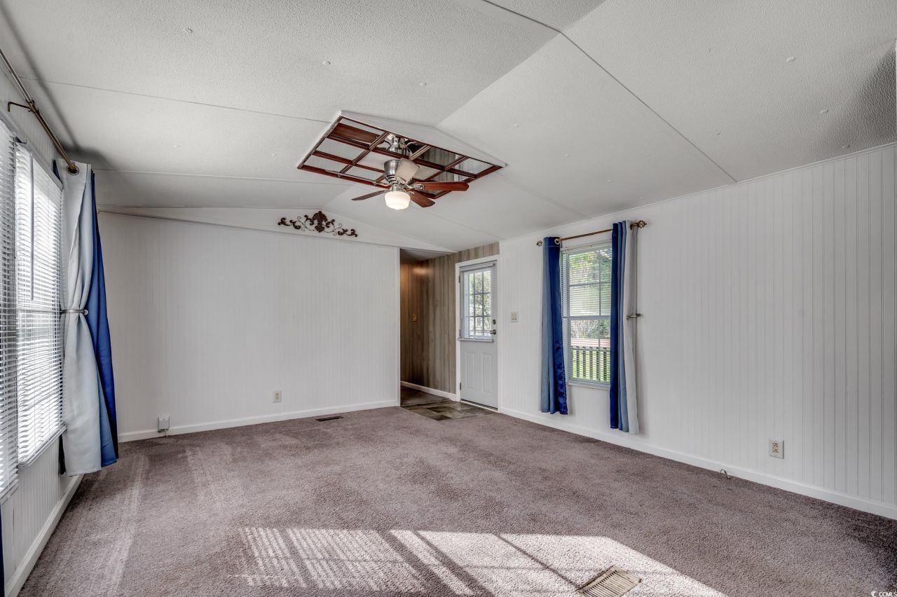 1304 Oscar Rd. Photo 2