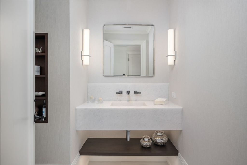 7 Royal Palm Point, Unit PHW, Vero Beach, FL 32960 Photo