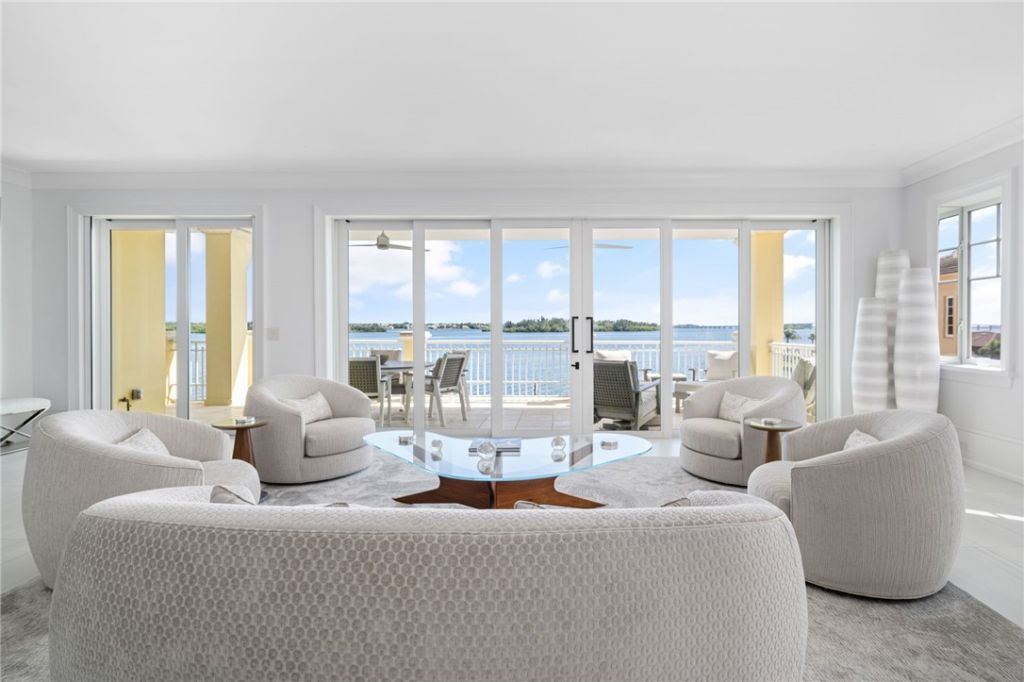 7 Royal Palm Point, Unit PHW, Vero Beach, FL 32960 Photo