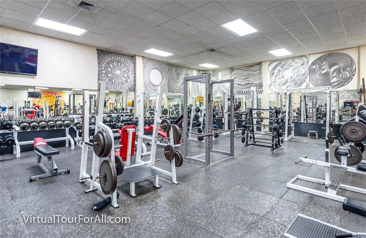 350 Lakeview Dr, Unit 201, Weston, FL 33326 Photo