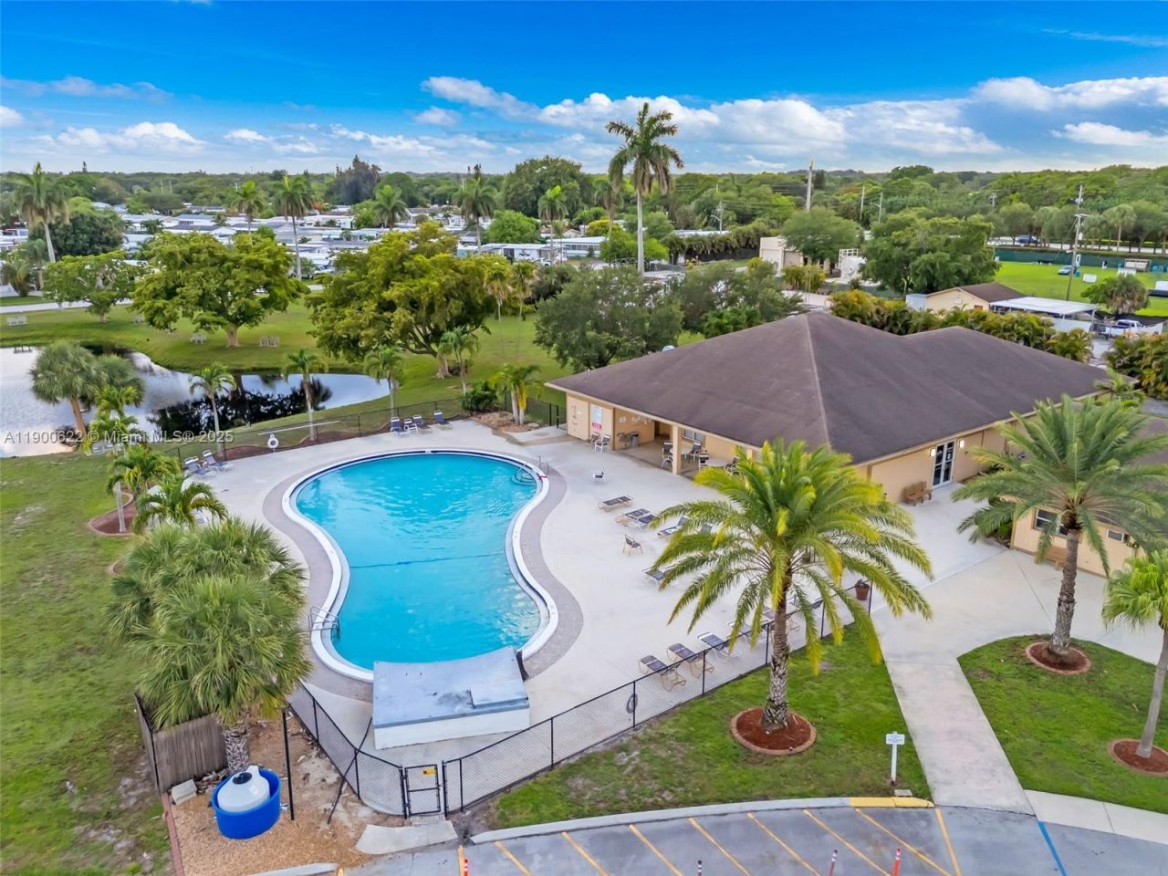 8360 SW 21st St, Davie, FL 33324 Photo