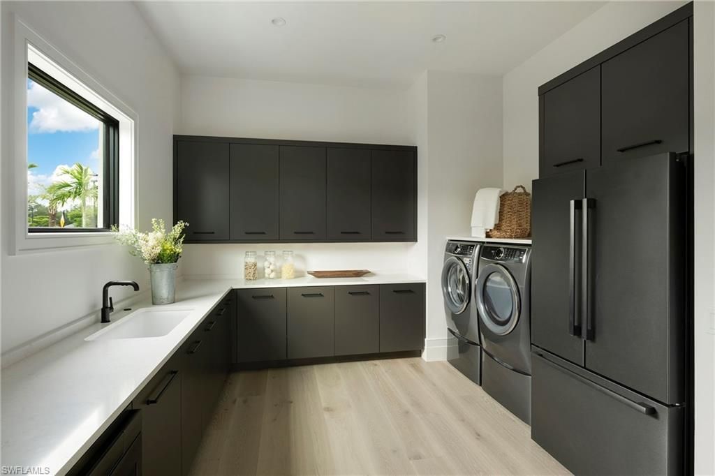 6704 Newport Rd, Naples, FL 34109 Photo