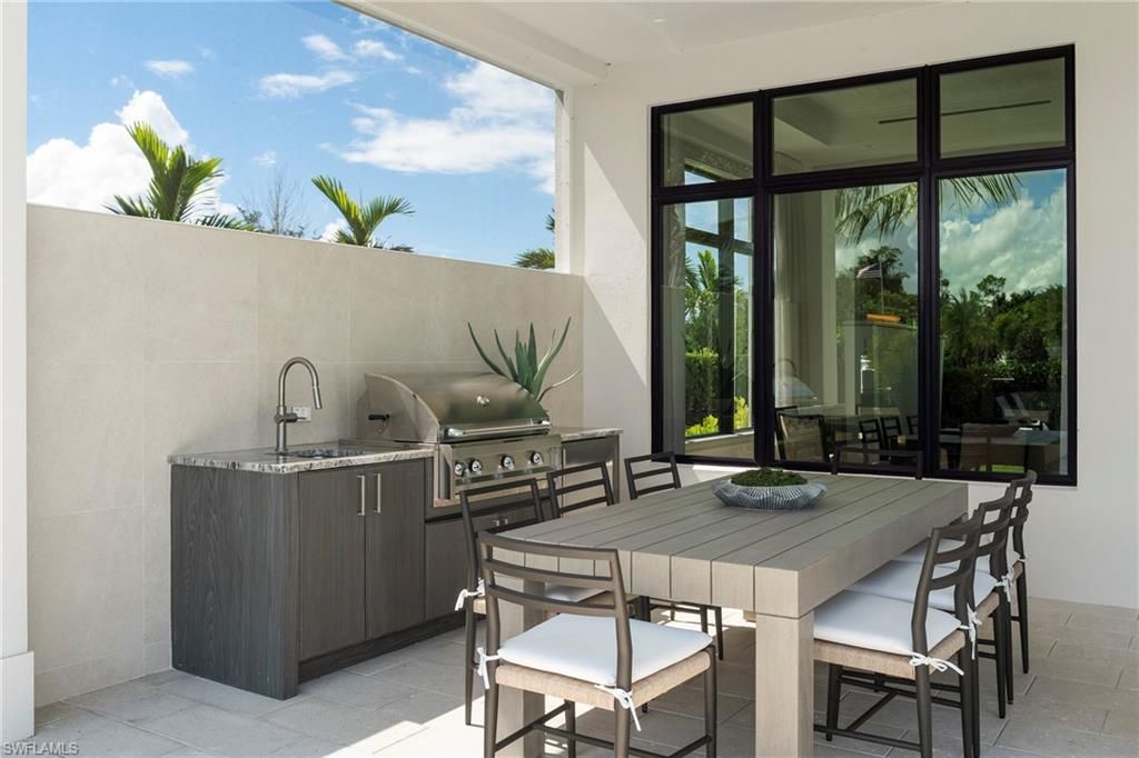 6704 Newport Rd, Naples, FL 34109 Photo