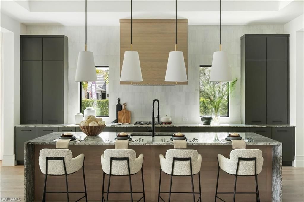 6704 Newport Rd, Naples, FL 34109 Photo