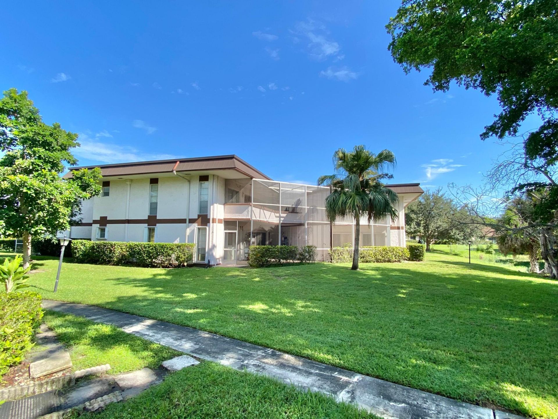 7 Greenway N, Unit 211, Royal Palm Beach, FL 33411 Photo