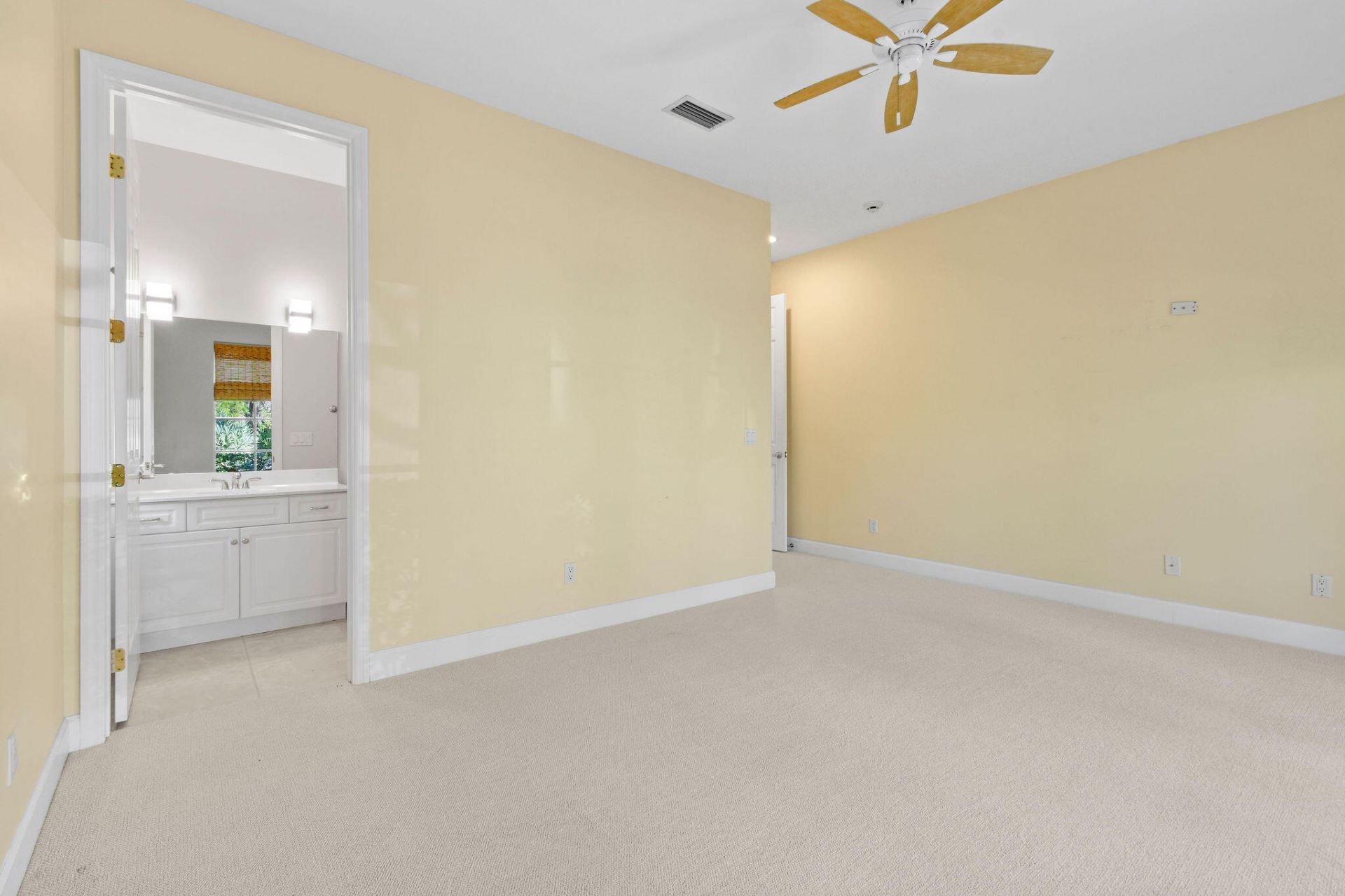 10405 SE Slash Pine Court, Hobe Sound, FL 33455 Photo