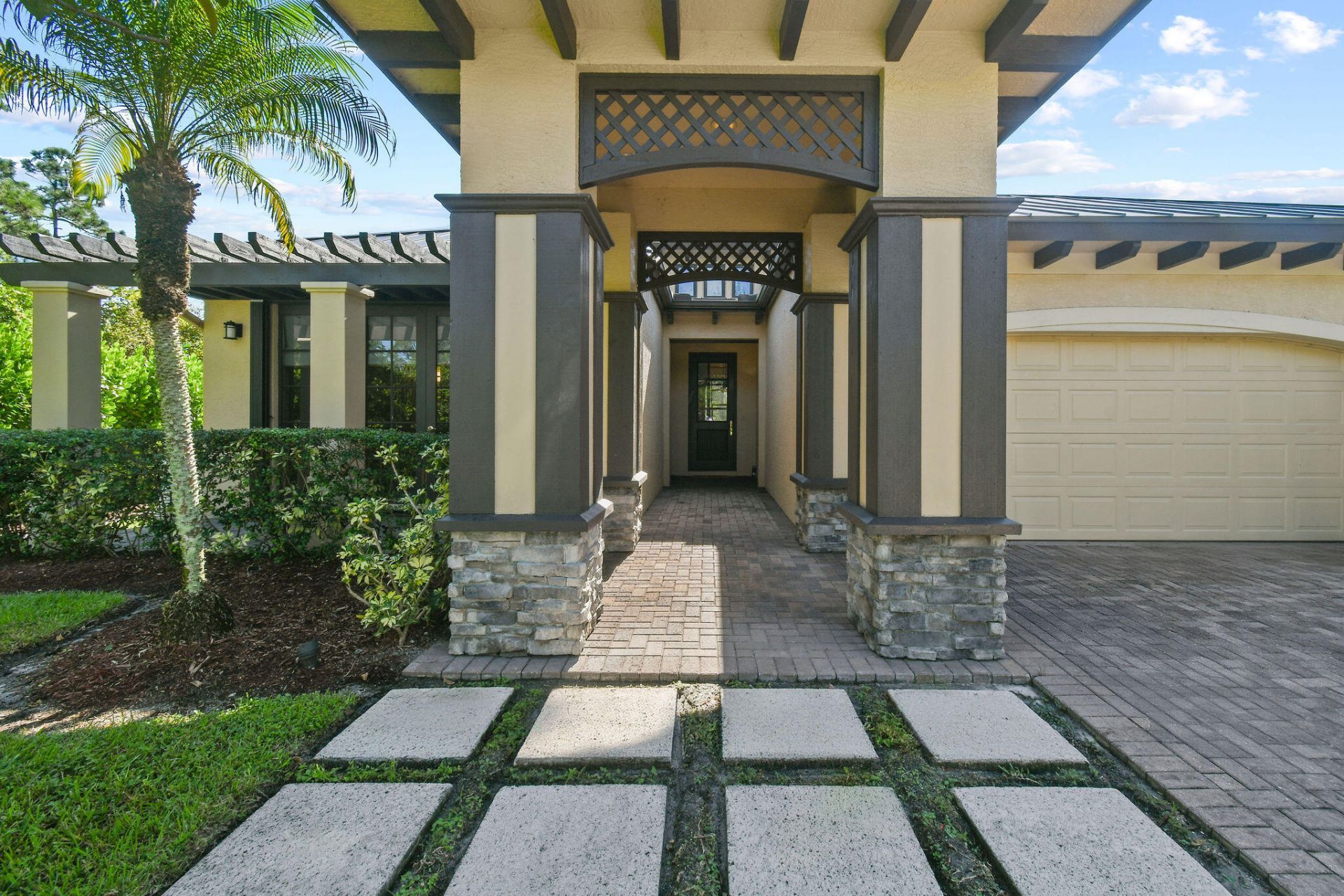 10405 SE Slash Pine Court, Hobe Sound, FL 33455 Photo