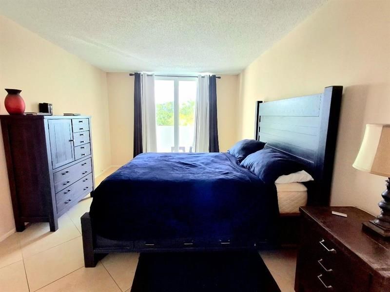 1421 S Ocean Boulevard, Unit 310, Pompano Beach, FL 33062 Photo