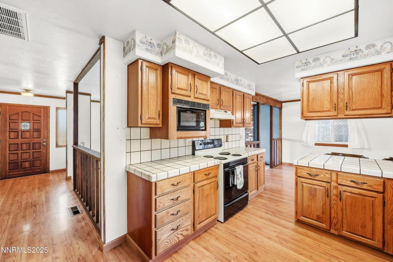 5895 Gentry Lane, Carson City, NV 89701 Photo