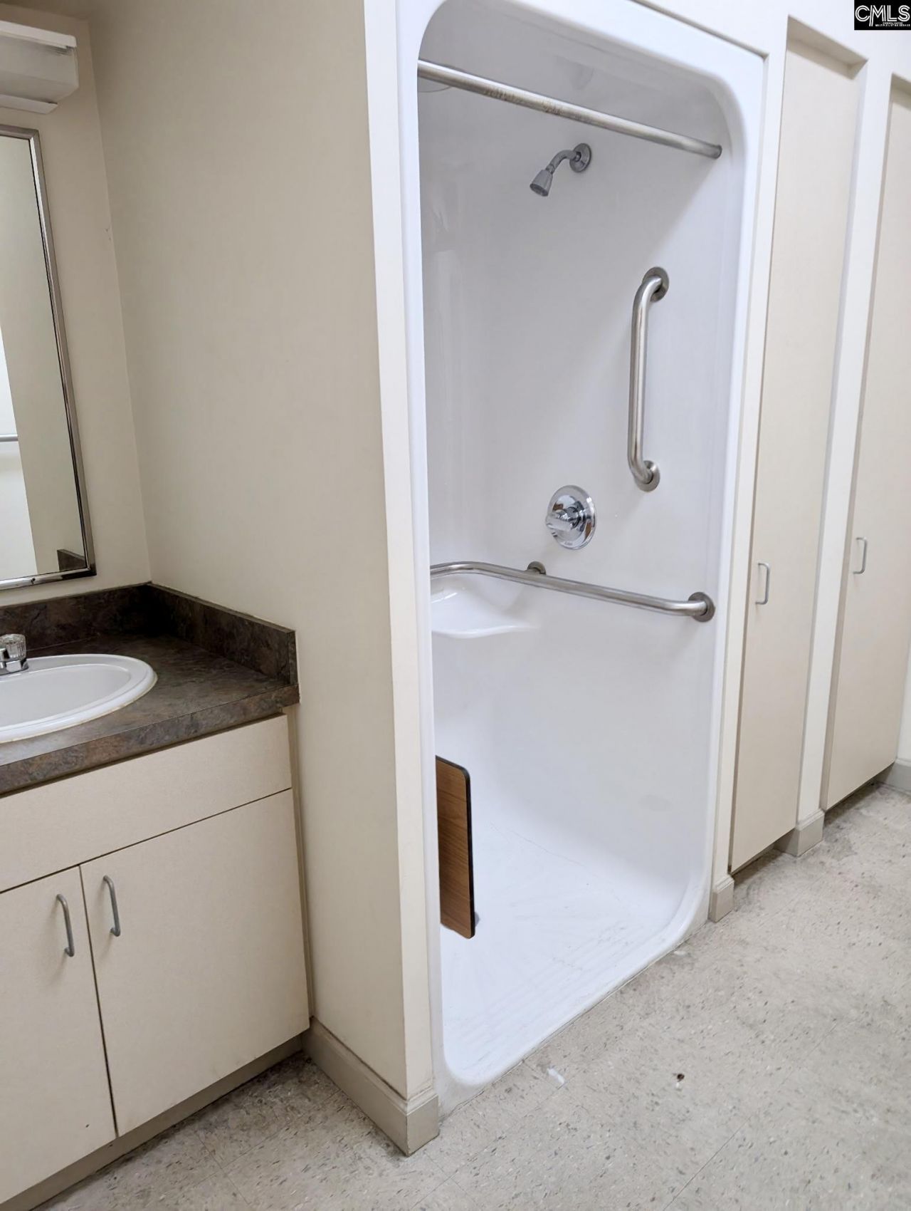 200 Clarkson Street Photo 9