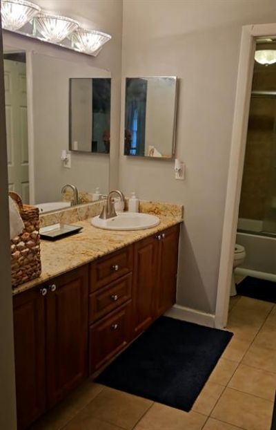 9215 W Sunrise Boulevard, Plantation, FL 33322 Photo