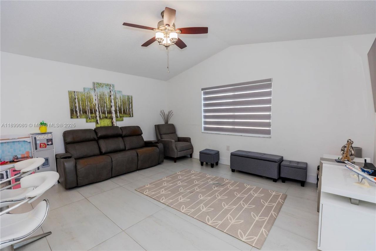 4156 Sapphire Ter, Weston, FL 33331 Photo
