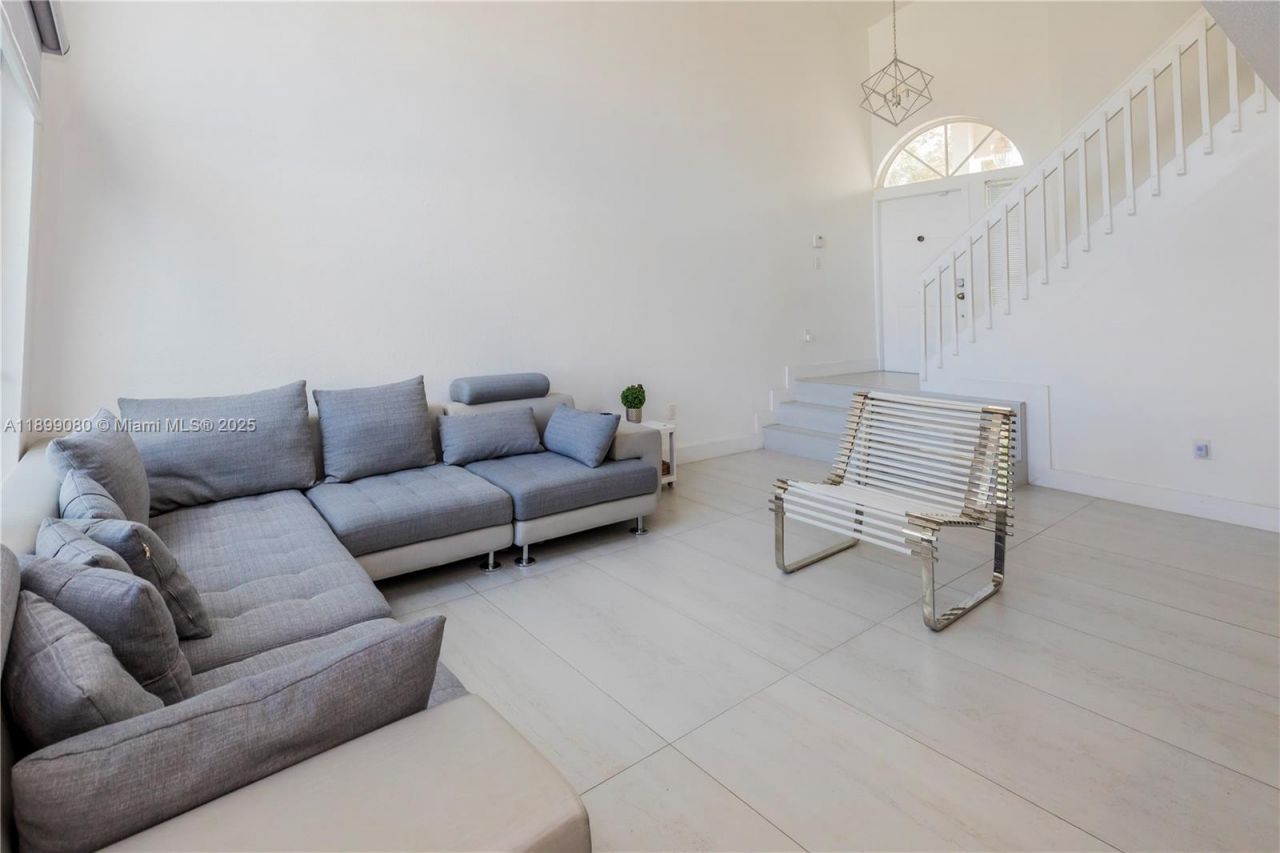 4156 Sapphire Ter, Weston, FL 33331 Photo