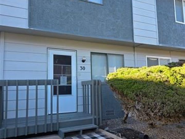 30 Murray Heights Drive, Colorado Springs, CO 80916