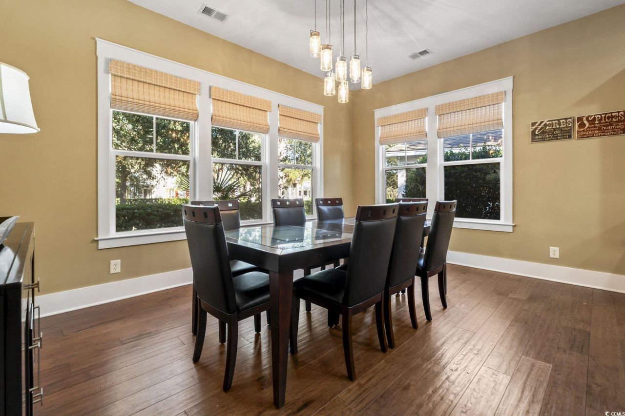 494 Banyan Place Photo 12