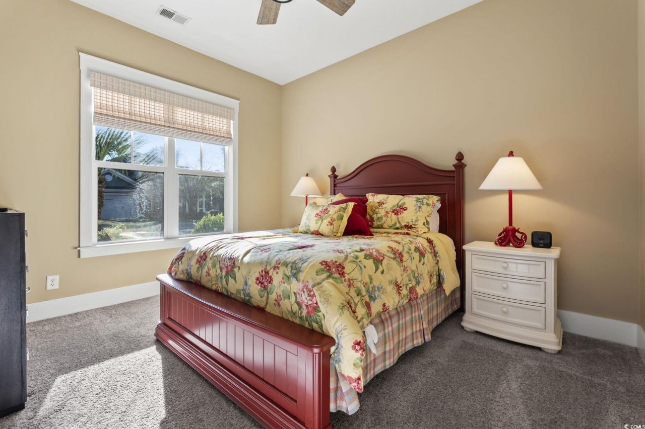 494 Banyan Place Photo 20