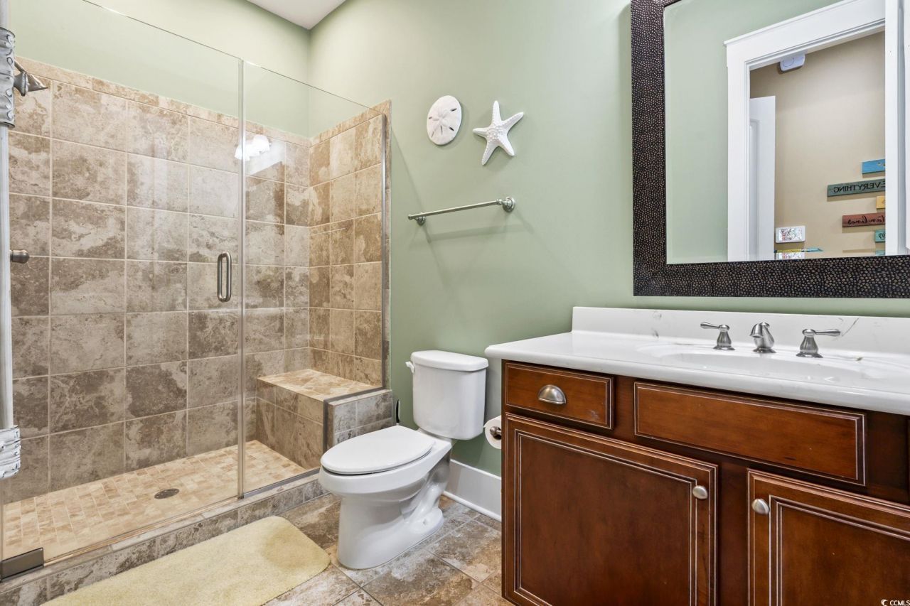 494 Banyan Place Photo 23