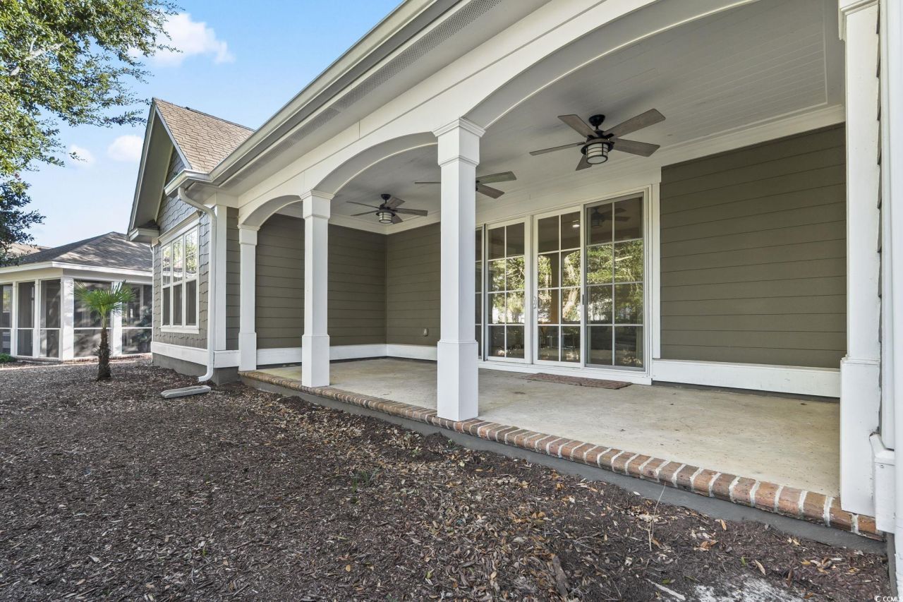 494 Banyan Place Photo 26