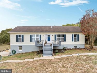 10346 GROVES FARM ROAD, MIDLAND, VA 22728