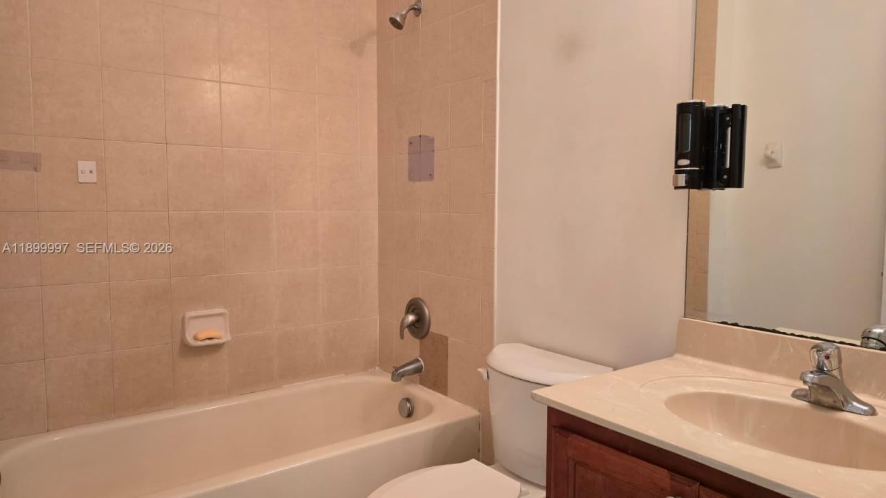 3166 NE 11th St, Homestead, FL 33033 Photo