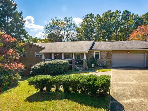 3315 Oak Burr Drive, Chattanooga, TN 37419