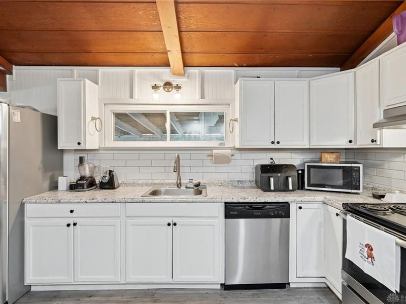 122 Lake Shore Drive, Medway, OH 45341 Photo 14