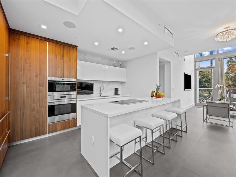 701 N Fort Lauderdale Beach Boulevard, Unit TH1, Fort Lauderdale, FL 33304 Photo