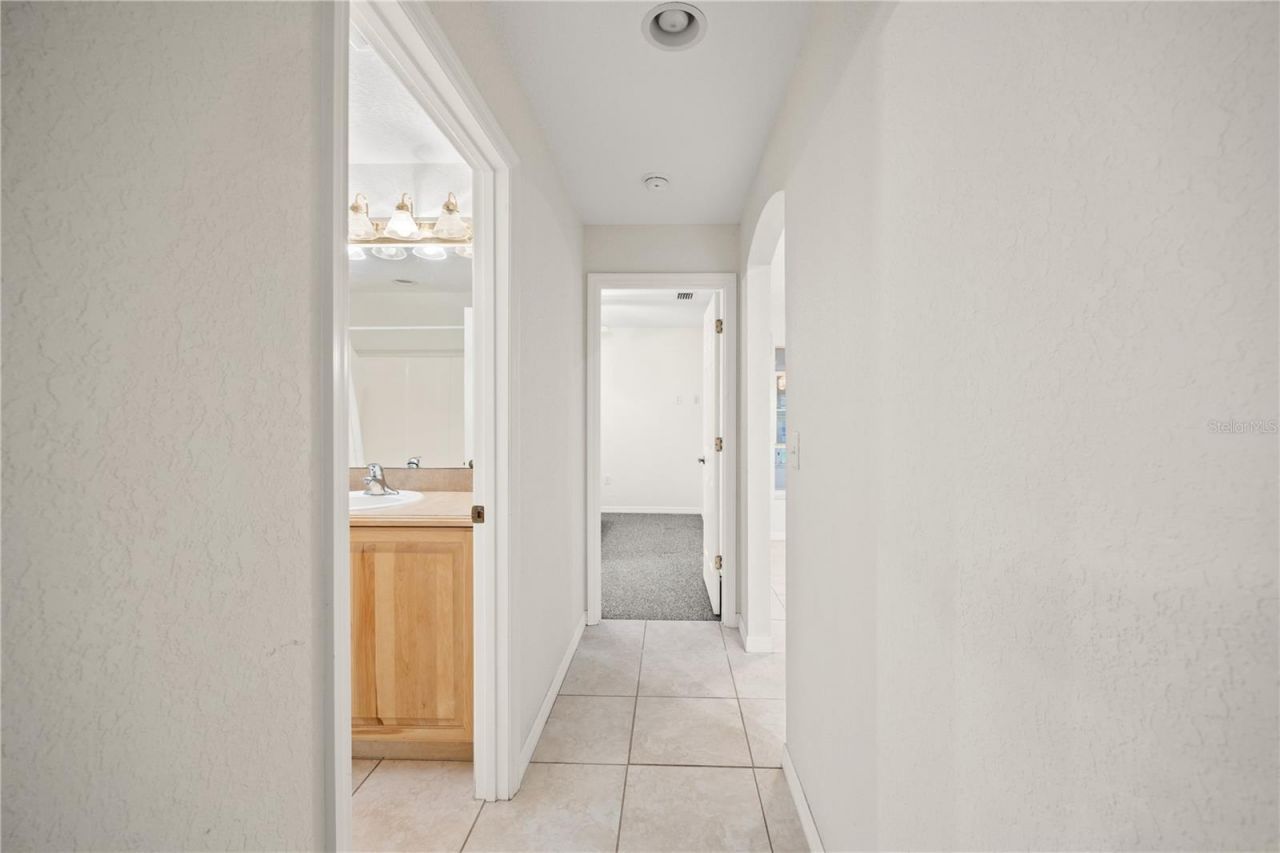 6208 SE 54th Trail, Center Hill, FL 33514 Photo