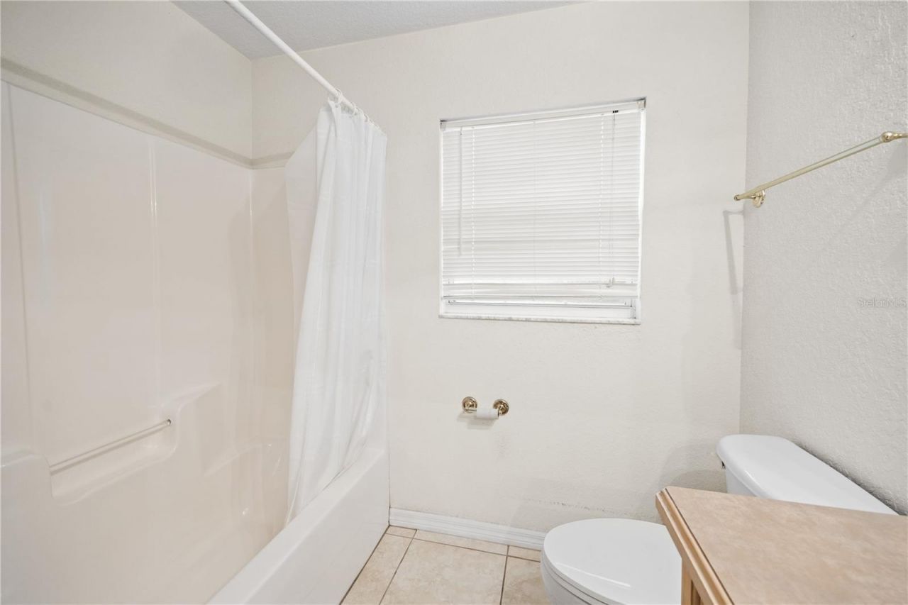 6208 SE 54th Trail, Center Hill, FL 33514 Photo