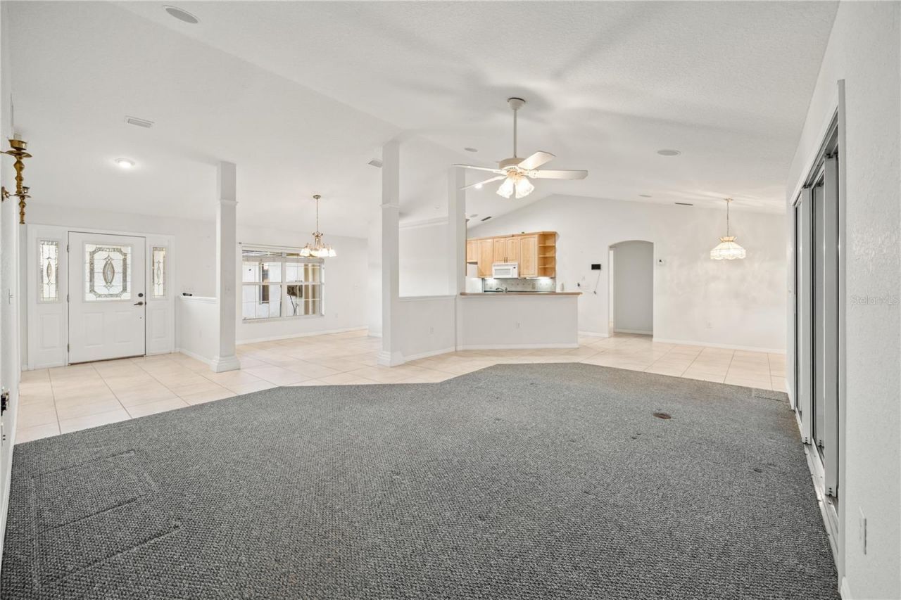 6208 SE 54th Trail, Center Hill, FL 33514 Photo