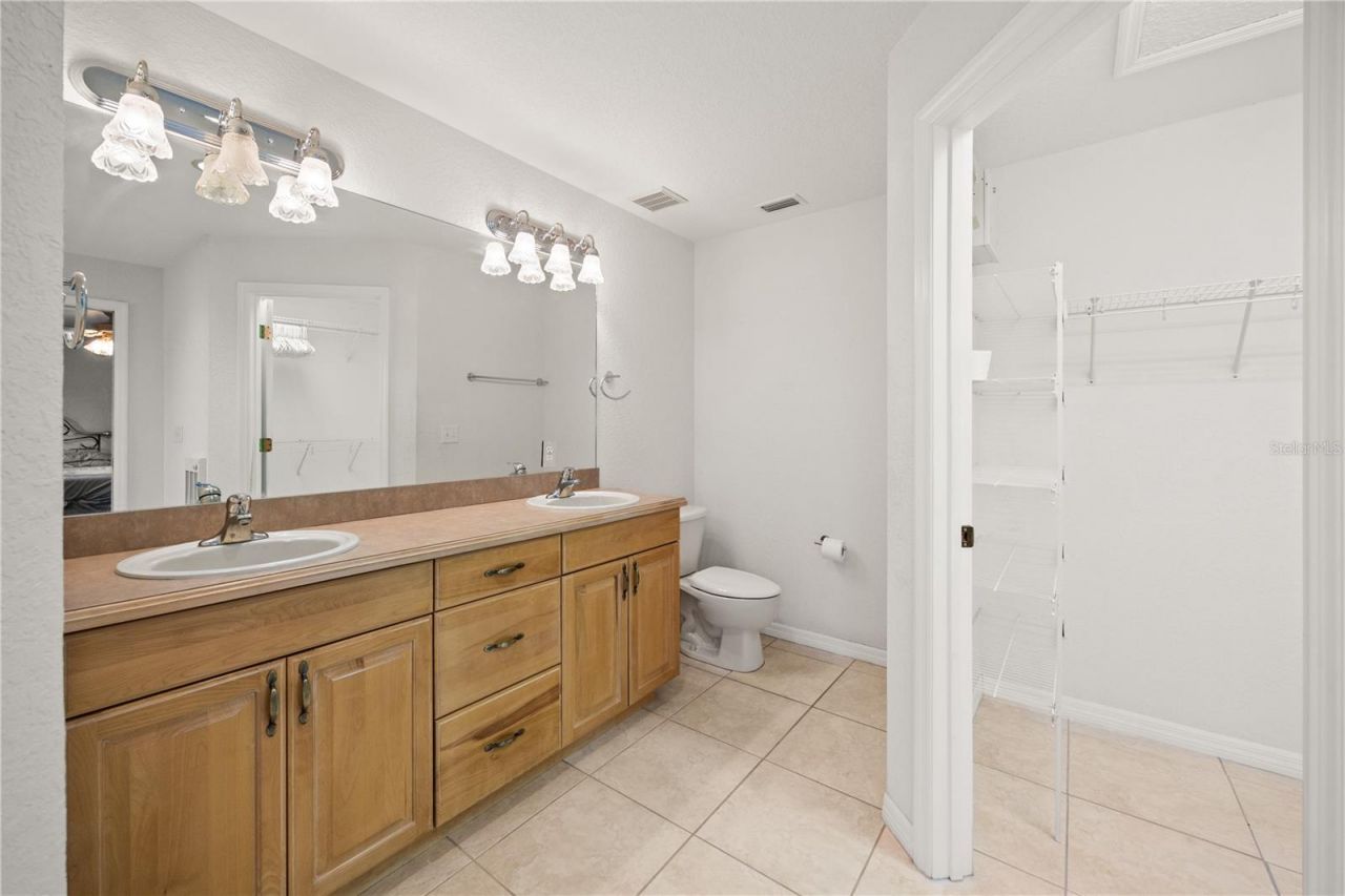 6208 SE 54th Trail, Center Hill, FL 33514 Photo