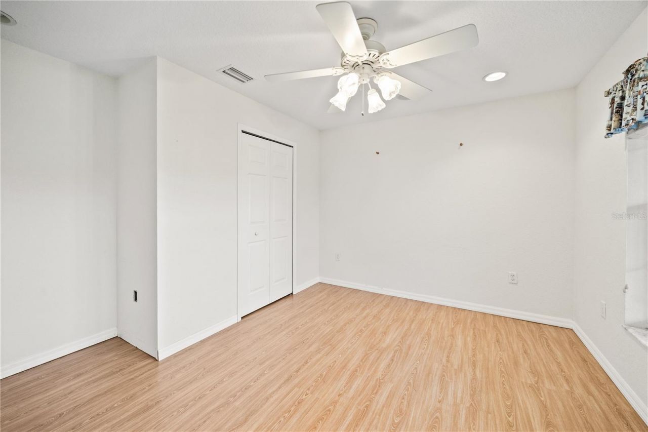 6208 SE 54th Trail, Center Hill, FL 33514 Photo