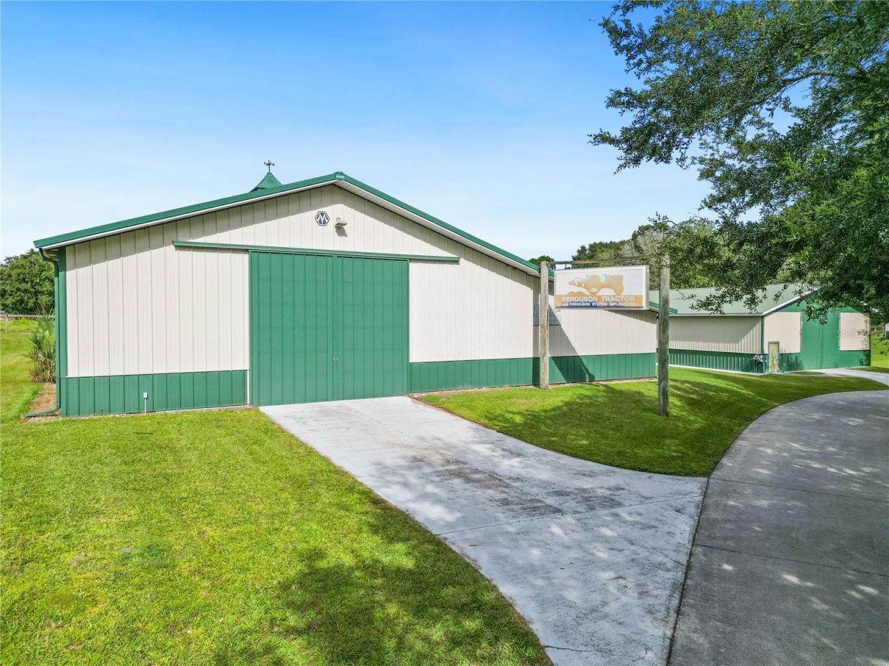 6208 SE 54th Trail, Center Hill, FL 33514 Photo