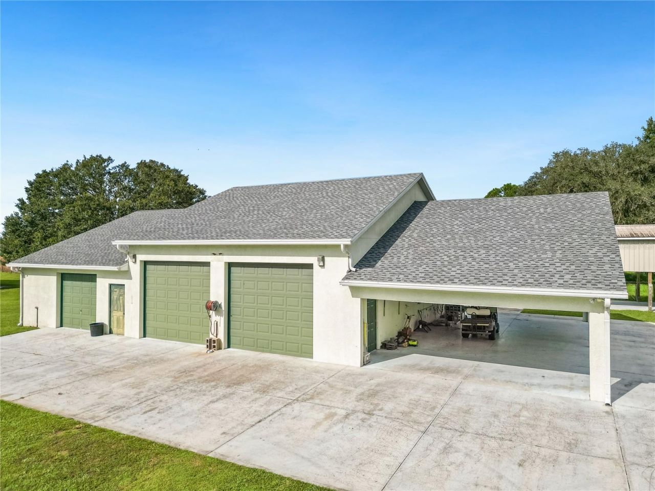 6208 SE 54th Trail, Center Hill, FL 33514 Photo