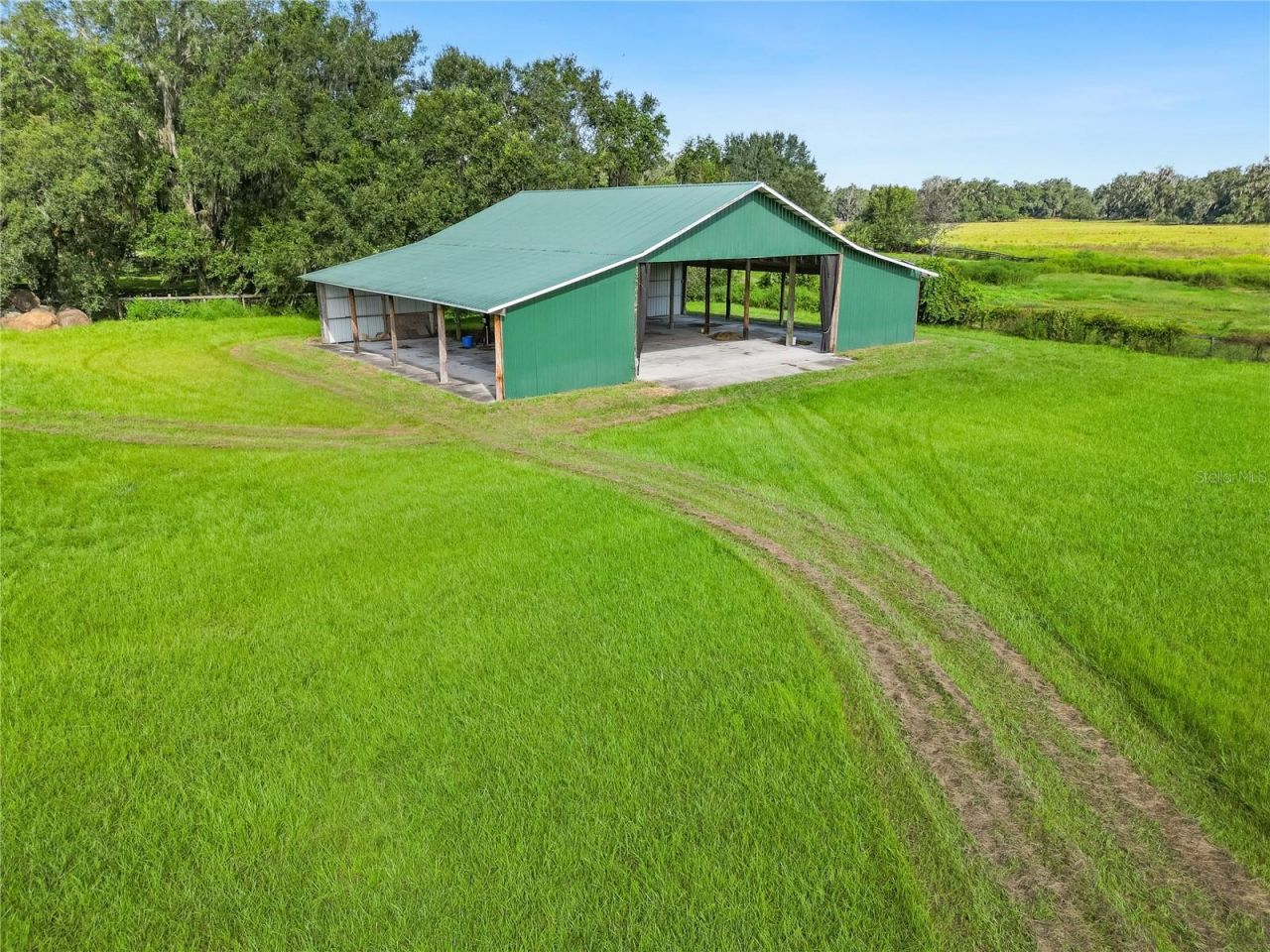 6208 SE 54th Trail, Center Hill, FL 33514 Photo