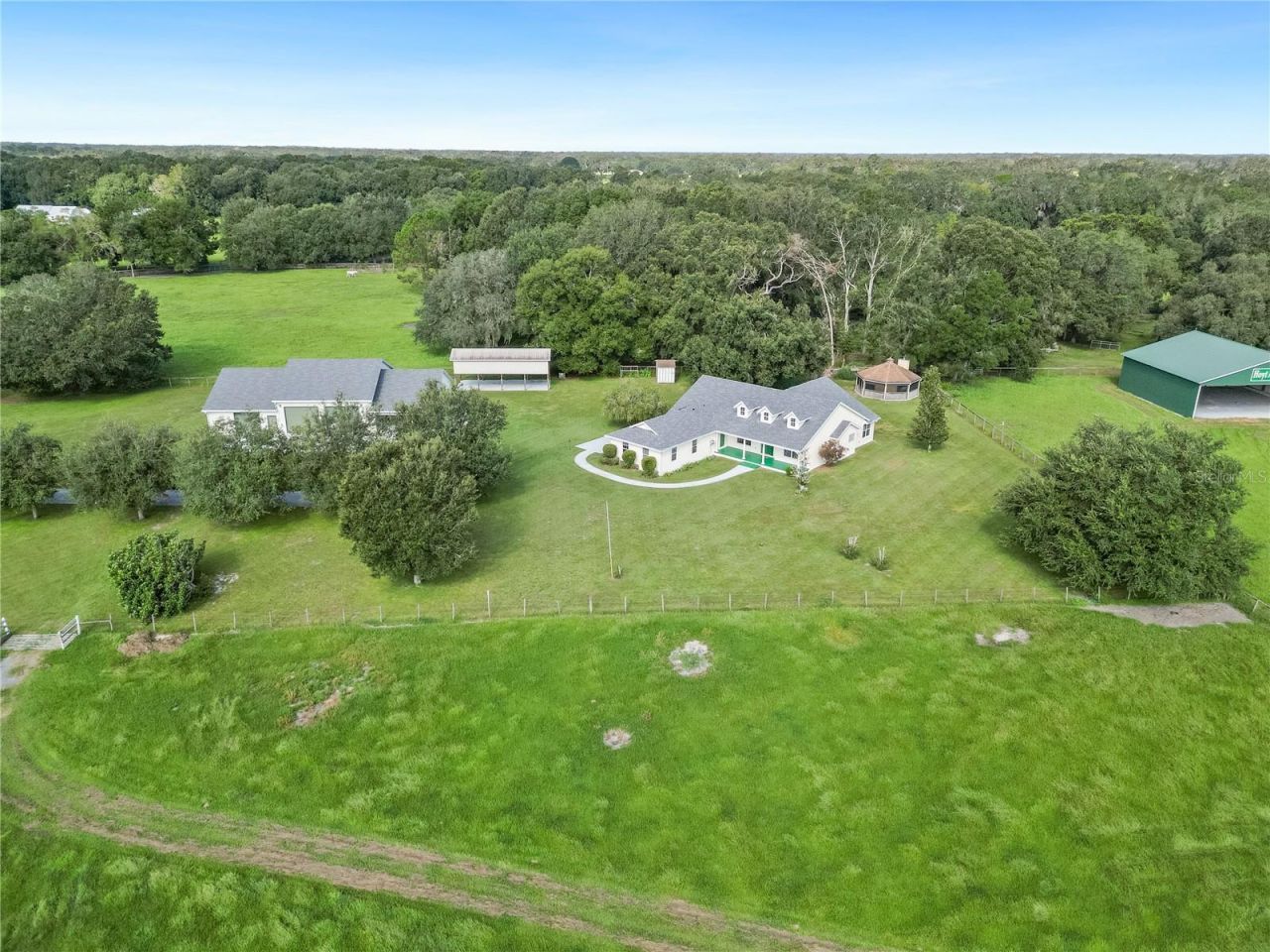 6208 SE 54th Trail, Center Hill, FL 33514 Photo