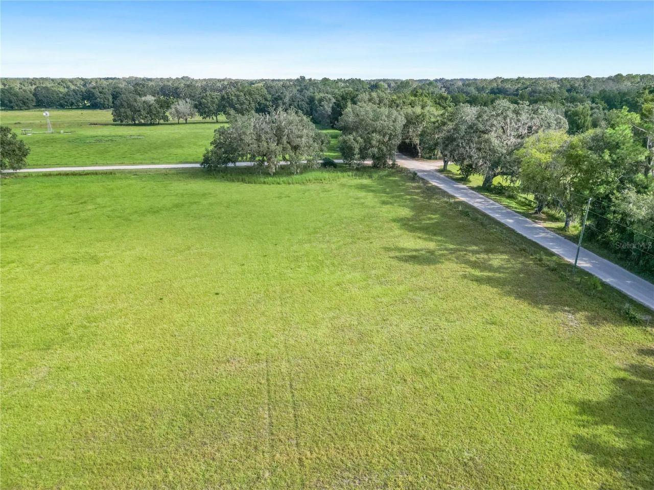 6208 SE 54th Trail, Center Hill, FL 33514 Photo