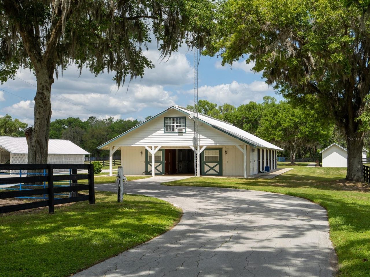 8393 NW 110th Street, Reddick, FL 32686 Photo