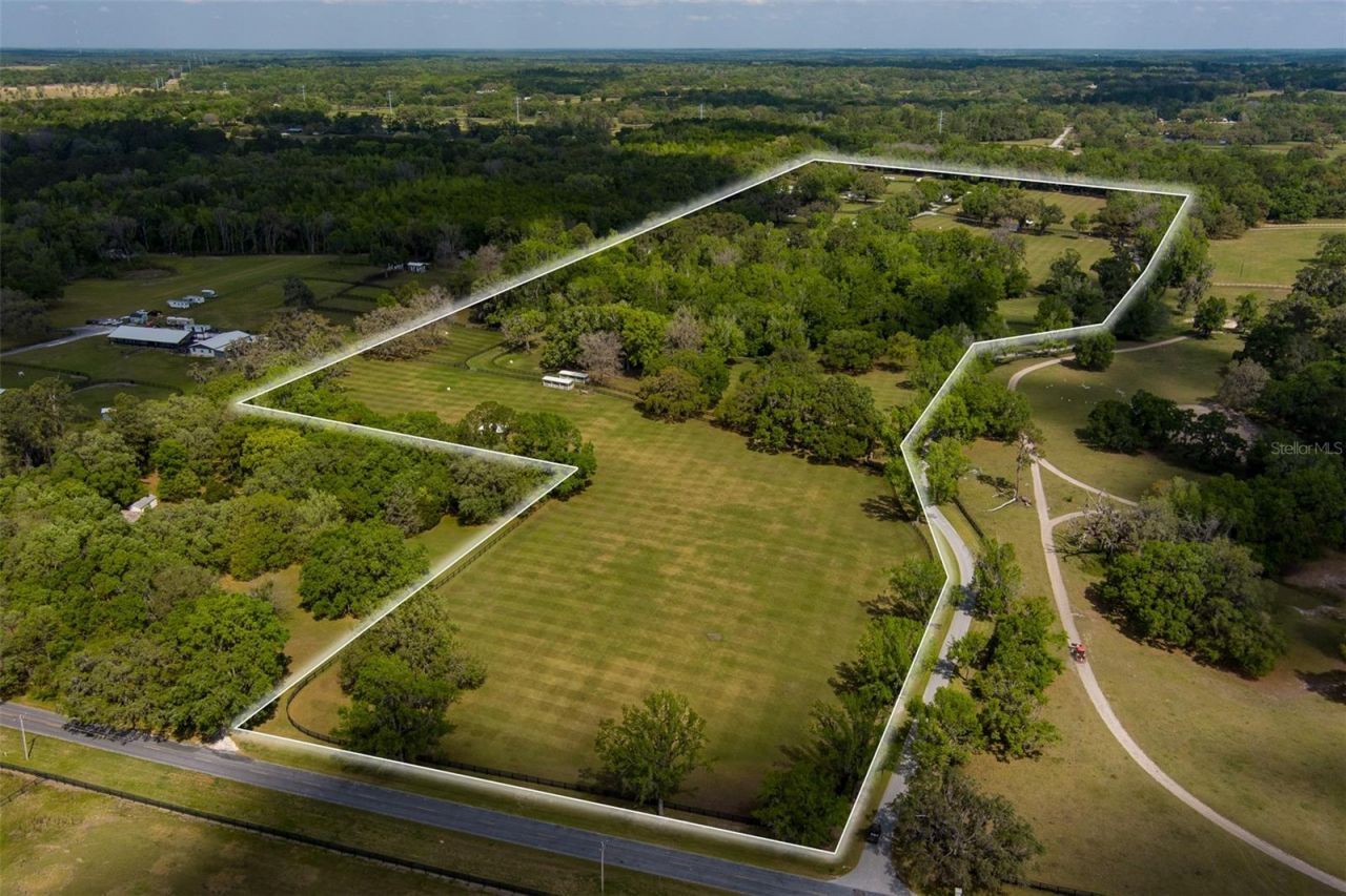 8393 NW 110th Street, Reddick, FL 32686 Photo