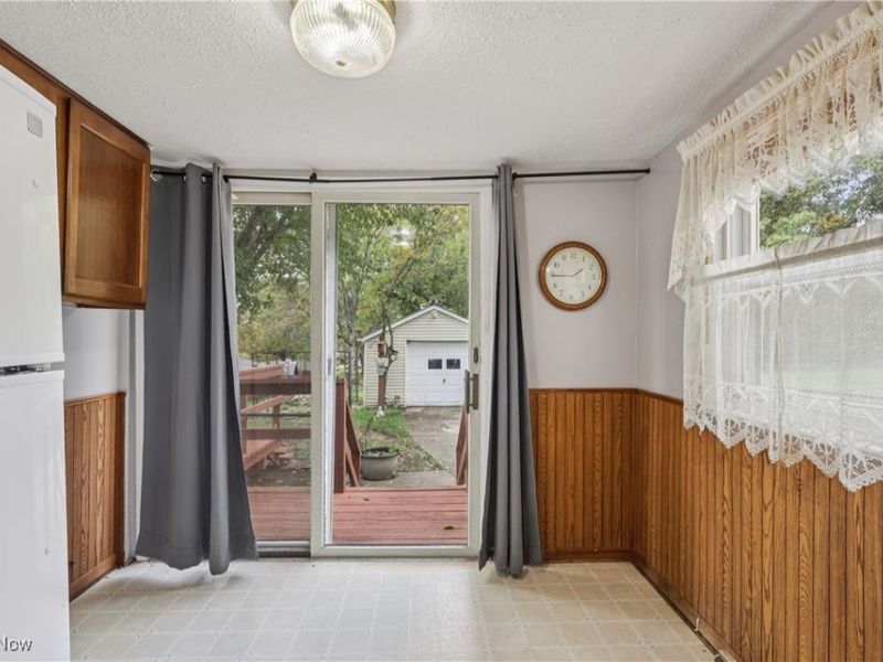 1674 Betz Drive, Akron, OH 44306 Photo 12