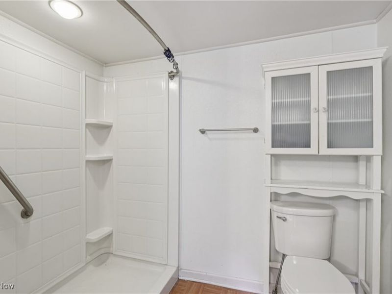 1674 Betz Drive, Akron, OH 44306 Photo 17